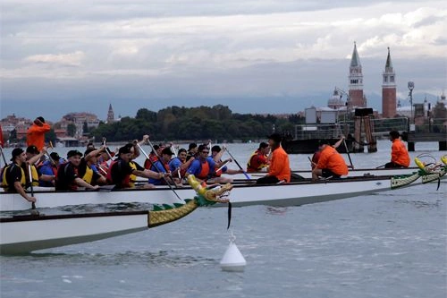 Dragon boat a Venezia